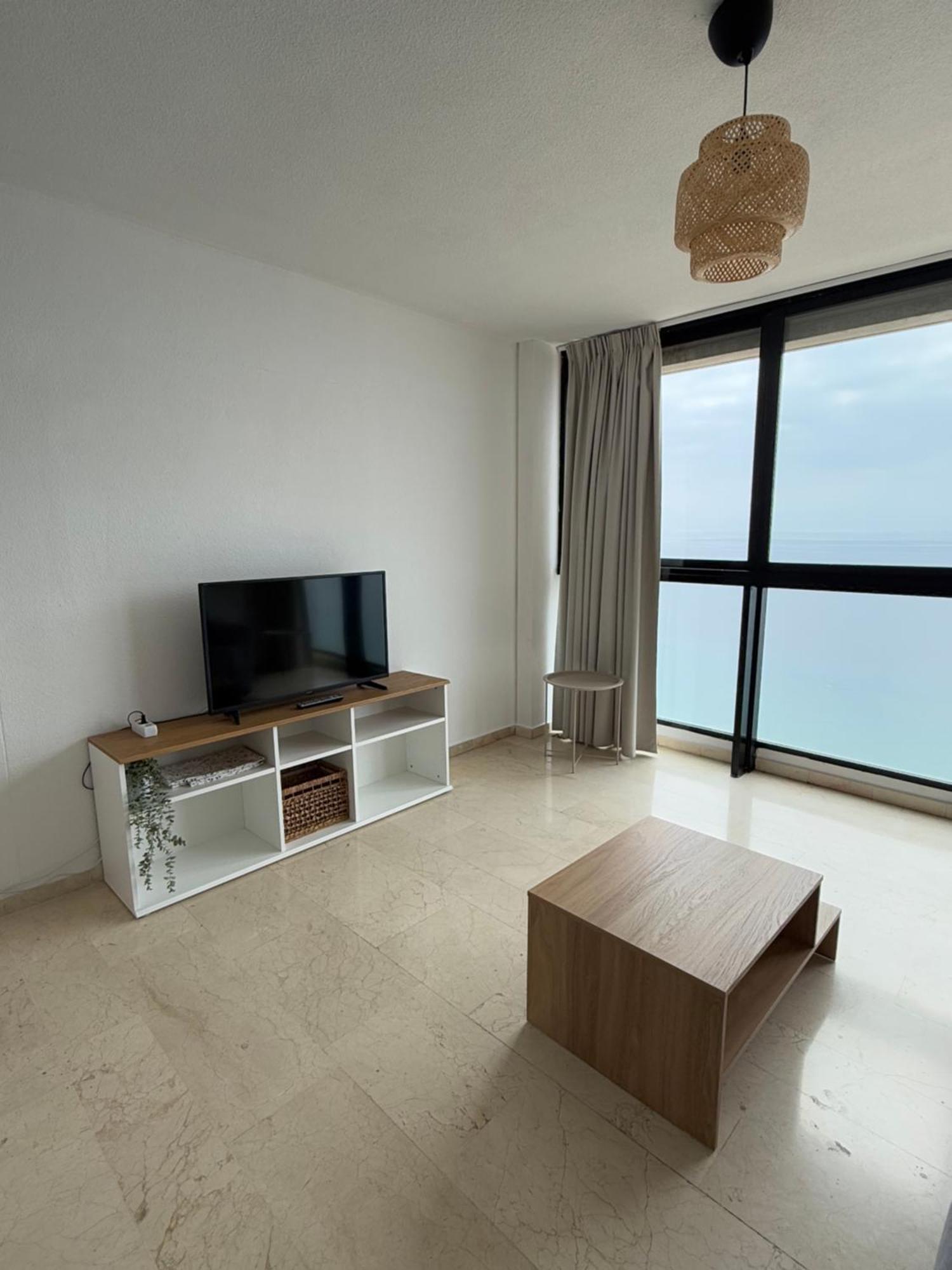 Primera Linea De Playa, Benidorm. Appartement *